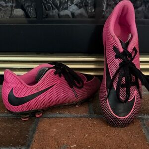 Kids size 1 youth Nike Black and Pink Sports Cleats